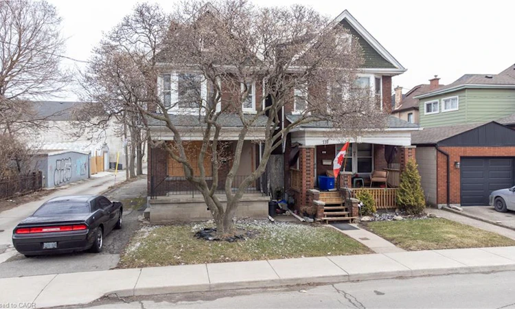 116-120 Barnesdale Avenue N