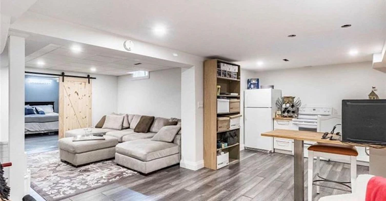 50 Lorraine Crescent, Brampton, ON, L6S 2R7 - 21
