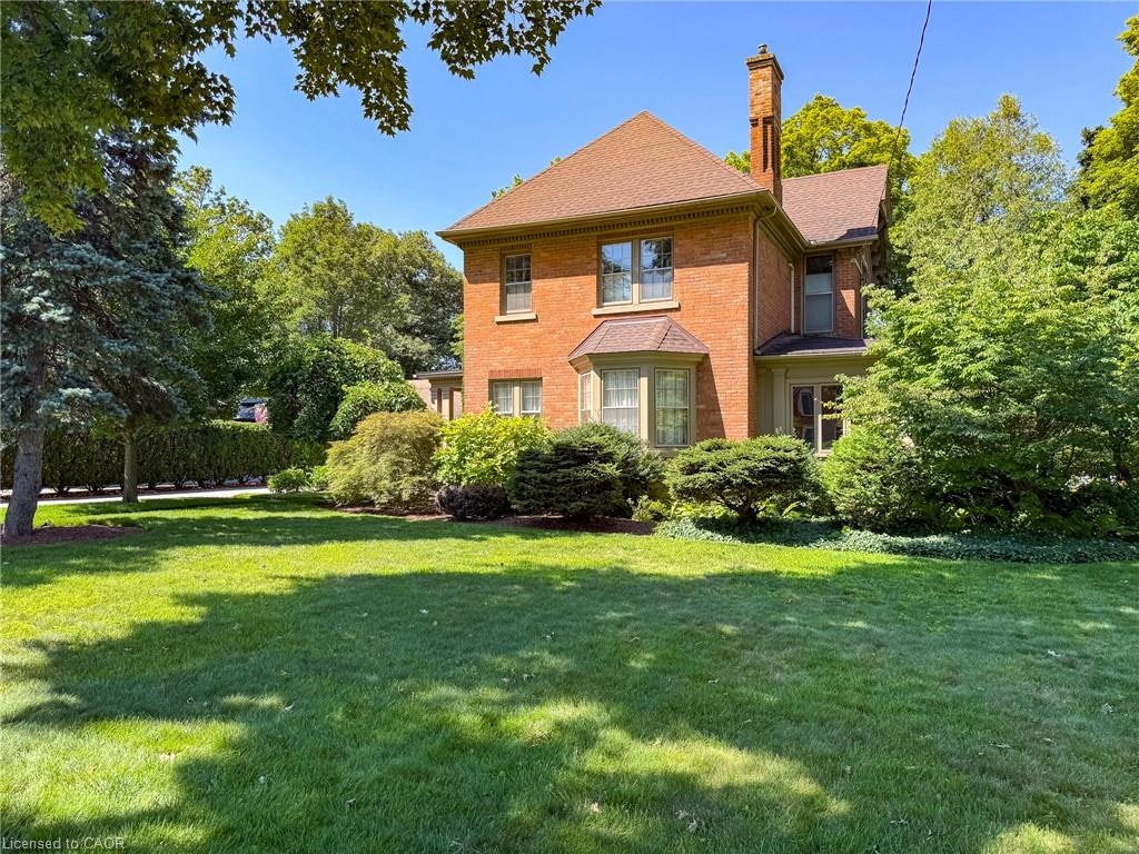 138 St. James Street S, Norfolk County, ON, N0E 1Y0