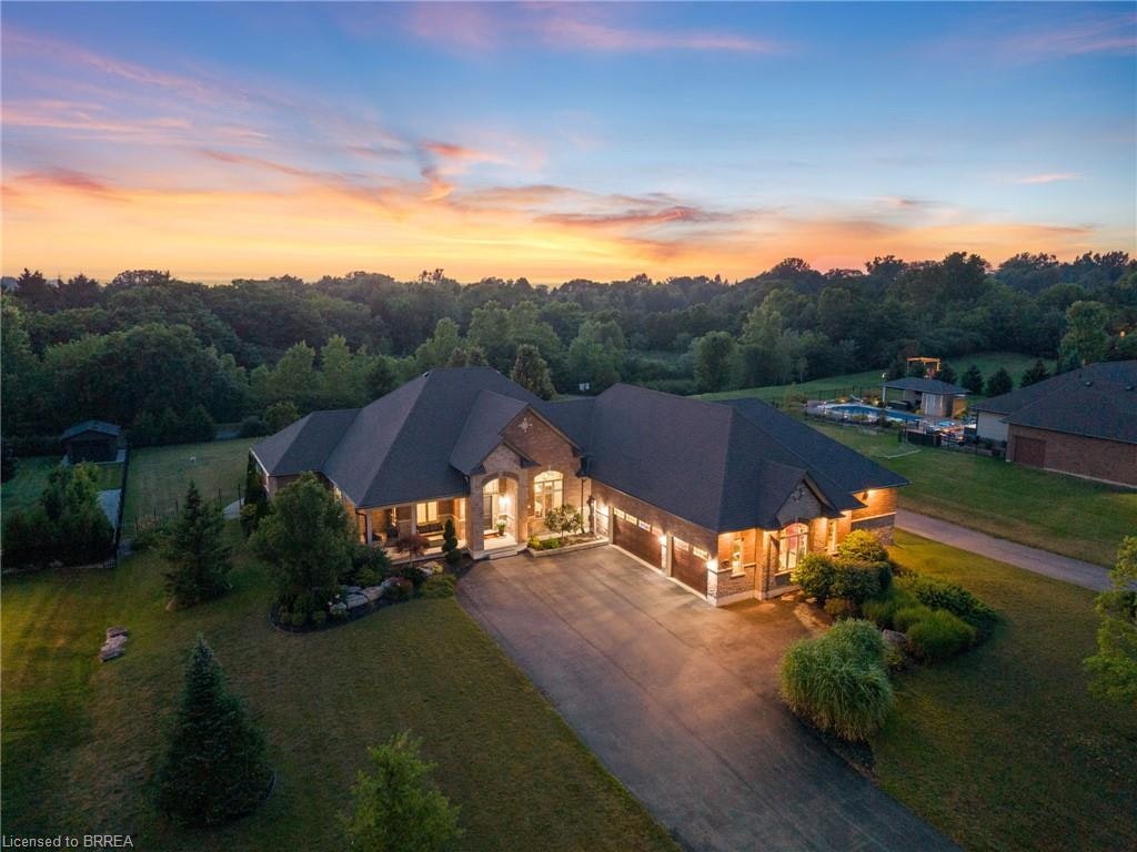 13 Wingrove Woods, Brant, ON, N3T 0M1
