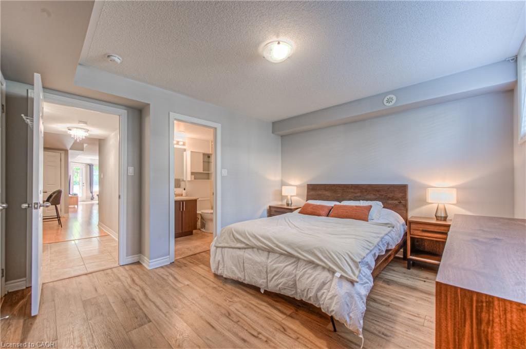 32-01-2420 Baronwood Drive, Oakville, ON, L6M 0X6 - 9