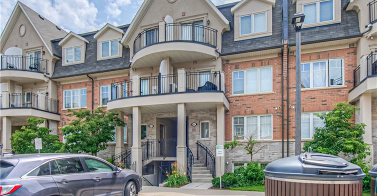 32-01-2420 Baronwood Drive, Oakville, ON, L6M 0X6