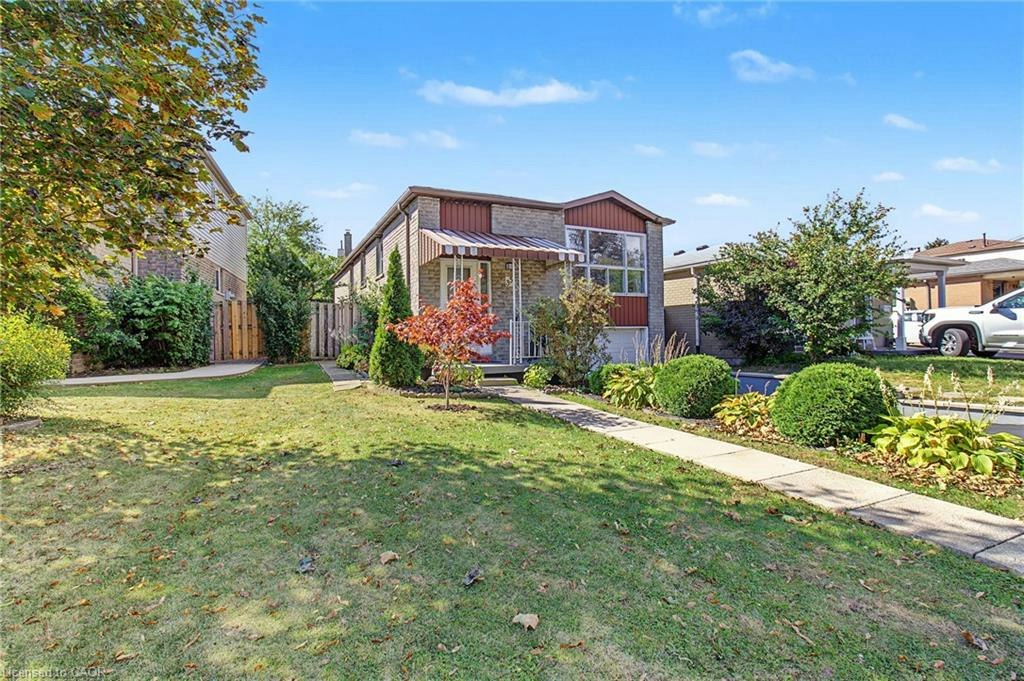 35 Garden Crescent, Hamilton, ON, L8V 4T3