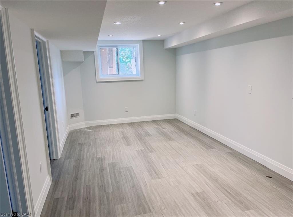 B-81 Second Avenue, Kitchener, ON, N2C 1N4 - 7