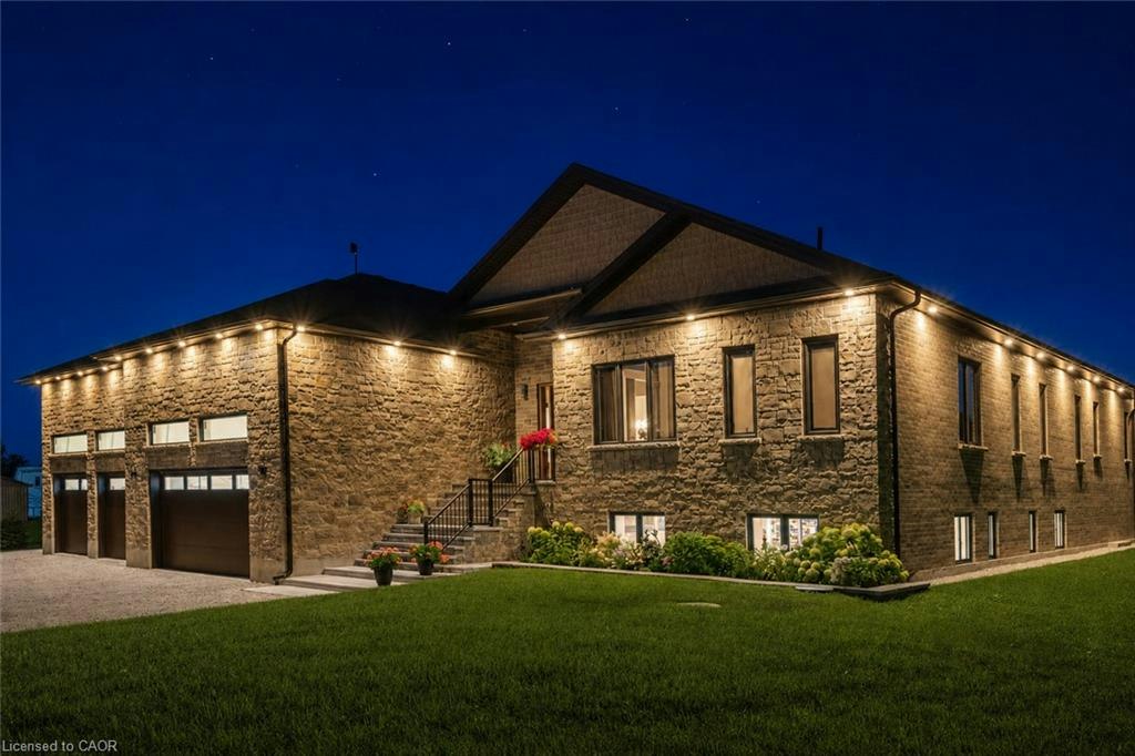 6780 Wellington Rd 10, Mapleton, ON, N0G 2K0