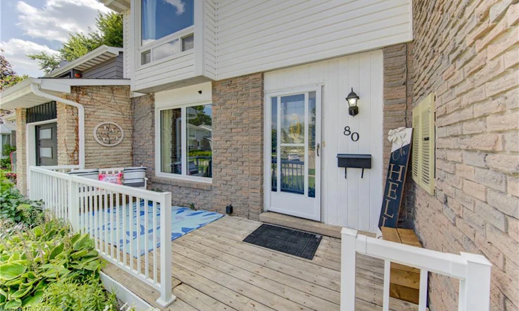 80 Glen Avon Crescent