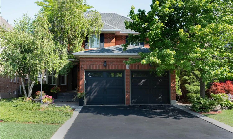 12 Pinto Drive