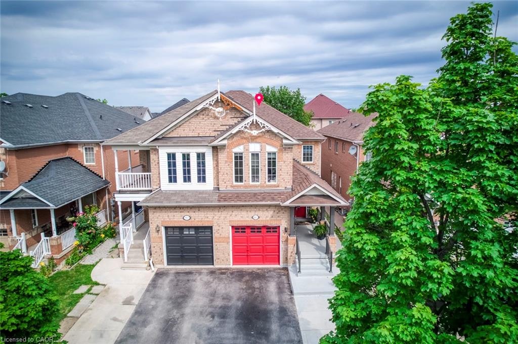 911 Golden Farmer Way, Mississauga, ON, L5W 1A8