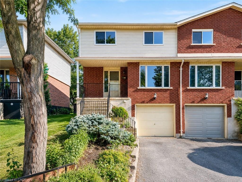 68 Old Huron Court, Kitchener, ON, N2R 1L7