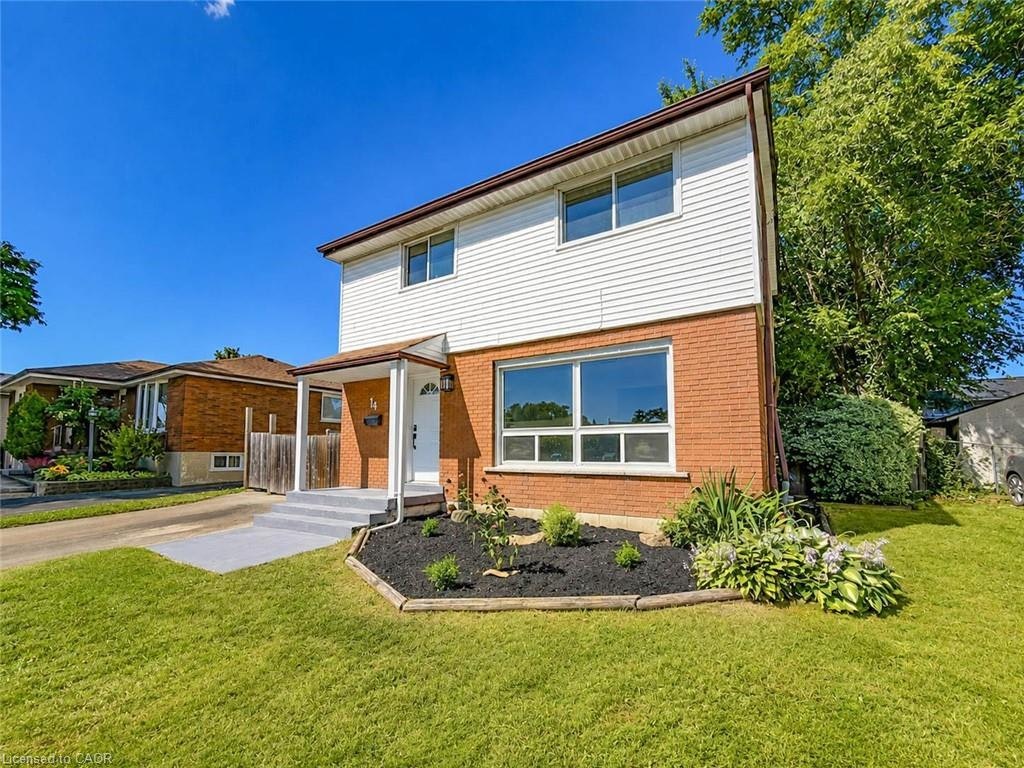 14 Kirkland Avenue, Hamilton, ON, L8V 3V9