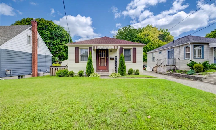 34 St Clair Avenue