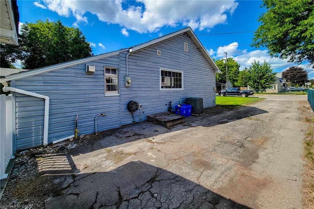 92 Munn Street, Hamilton, ON, L8V 1K3 - 38