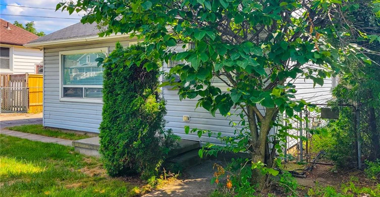 92 Munn Street, Hamilton, ON, L8V 1K3 - 2
