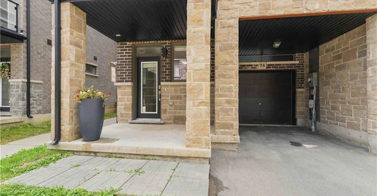 98-30 Times Square Boulevard, Hamilton, ON, L8J 0M1 - 2