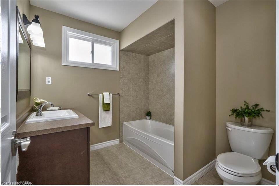 Upper-790 Stone Church Road E, Hamilton, ON, L8W 1A8 - 8