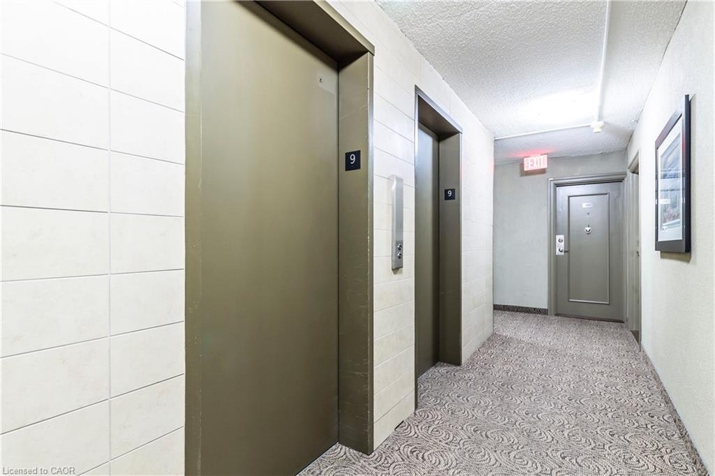 908-975 Warwick Court, Burlington, ON, L7T 3Z7 - 22
