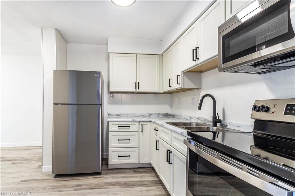 908-975 Warwick Court, Burlington, ON, L7T 3Z7 - 5