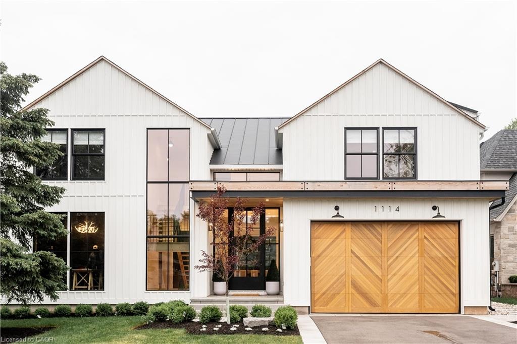 1114 Truman Avenue, Oakville, ON, L6H 1Y8