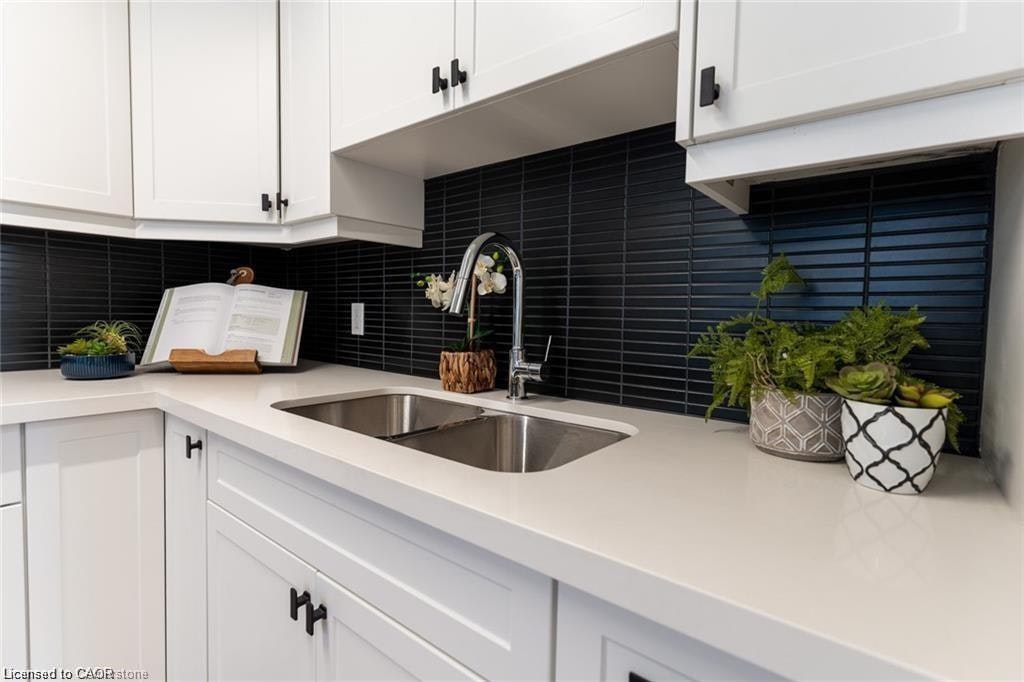 201-71 King George Road, Brantford, ON, N3R 5K2 - 8