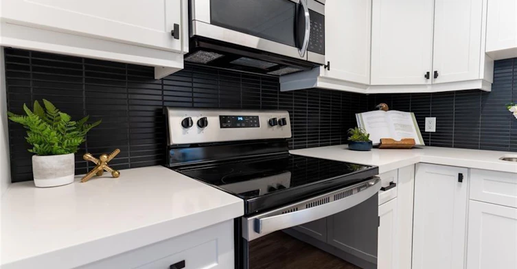 201-71 King George Road, Brantford, ON, N3R 5K2 - 9