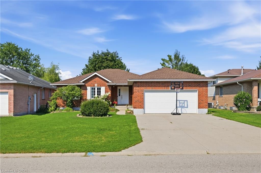 33 King Street, East Zorra-Tavistock, ON, N0B 2R0