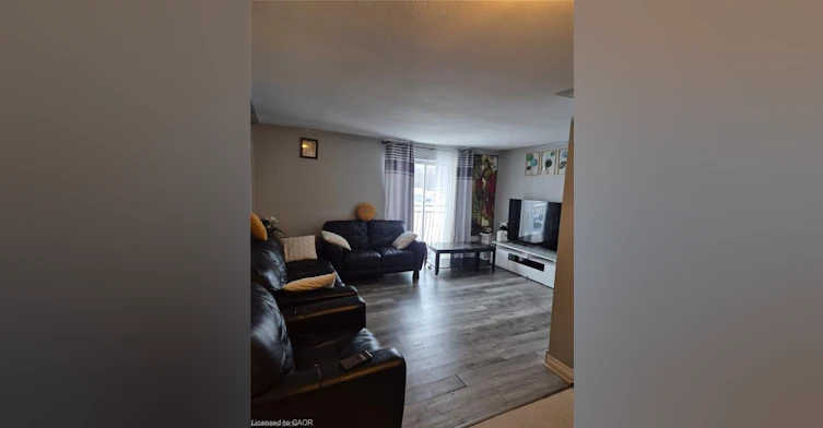 204-76 Brybeck Crescent, Kitchener, ON, N2M 2C6 - 2