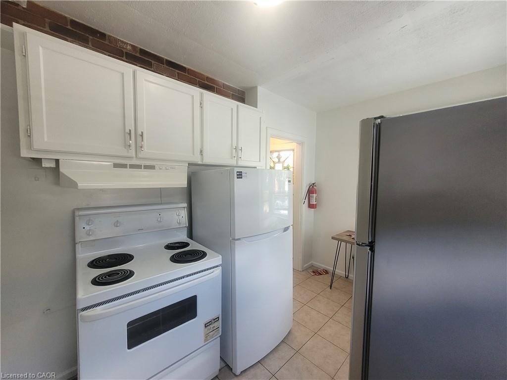 241 Haddon Avenue S, Hamilton, ON, L8S 1X9 - 11