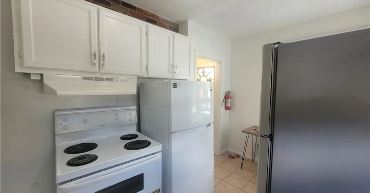 241 Haddon Avenue S, Hamilton, ON, L8S 1X9 - 11