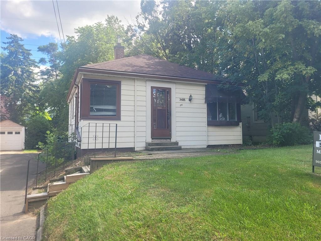 241 Haddon Avenue S, Hamilton, ON, L8S 1X9