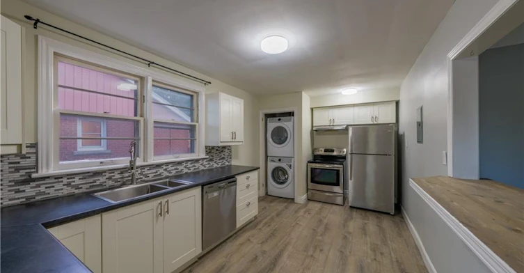 Upper-244 Upper Paradise Road, Hamilton, ON, L9C 5C2 - 2