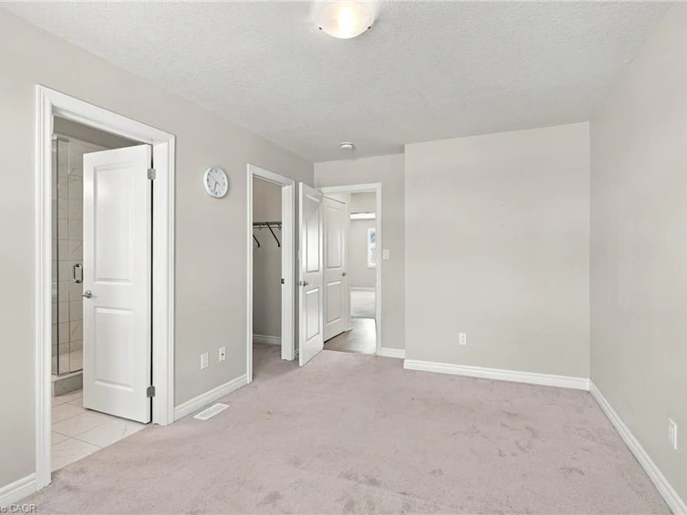 19 Mia Drive, Hamilton, ON, L9B 0K1 - 20