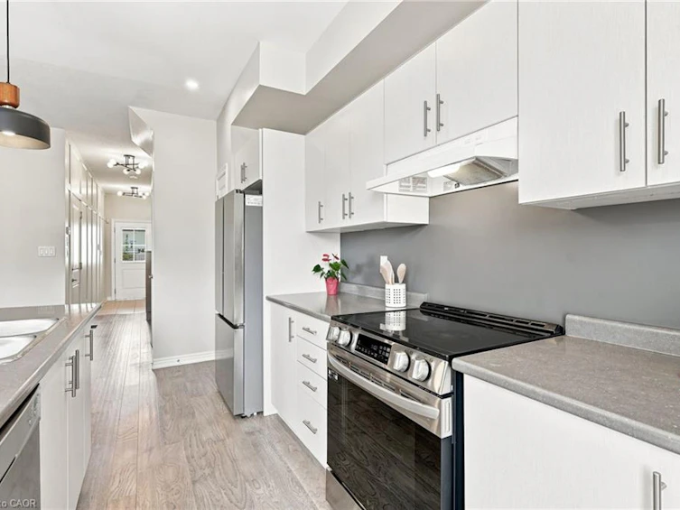 19 Mia Drive, Hamilton, ON, L9B 0K1 - 13