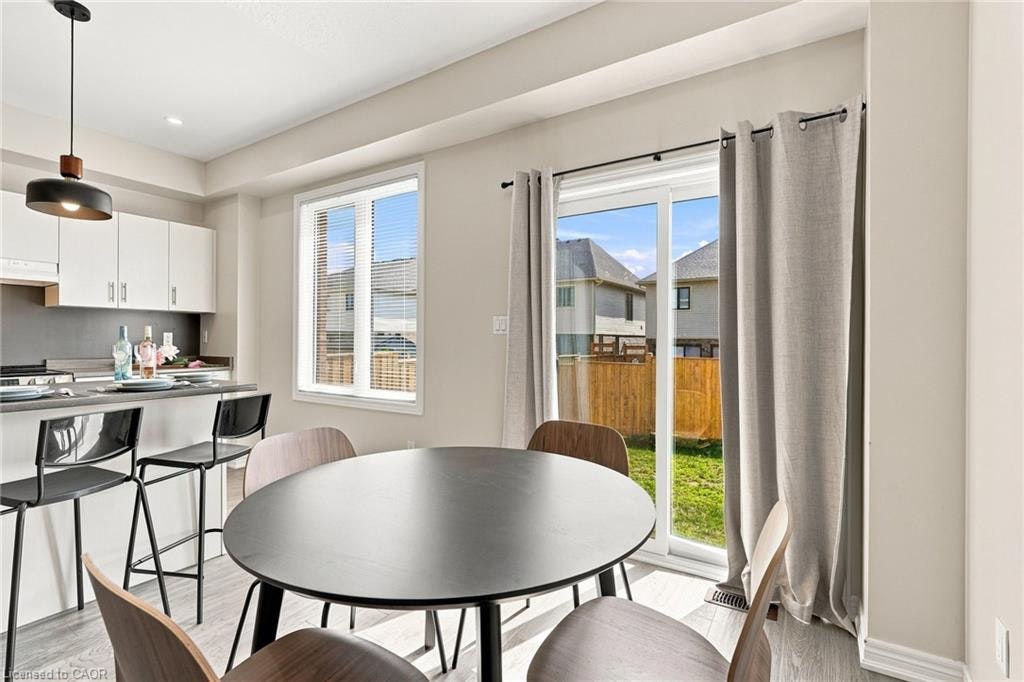 19 Mia Drive, Hamilton, ON, L9B 0K1 - 11