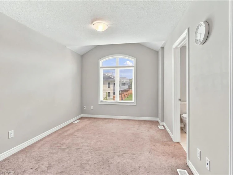 19 Mia Drive, Hamilton, ON, L9B 0K1 - 19