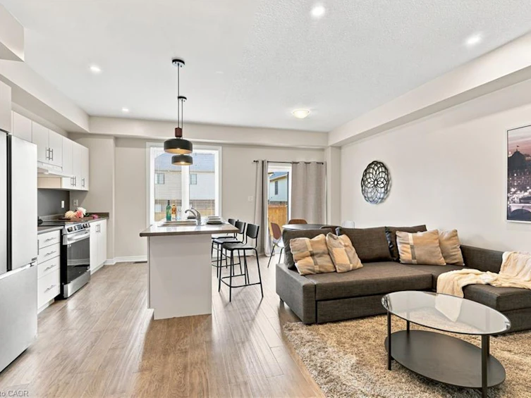 19 Mia Drive, Hamilton, ON, L9B 0K1 - 9