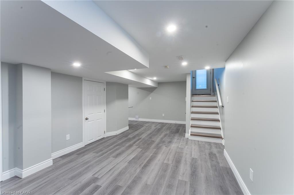 Lower-244 Upper Paradise Road, Hamilton, ON, L9C 5C2 - 10