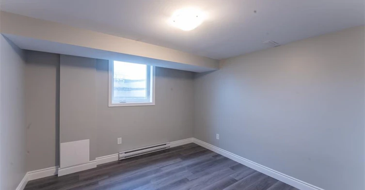Lower-244 Upper Paradise Road, Hamilton, ON, L9C 5C2 - 5