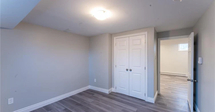 Lower-244 Upper Paradise Road, Hamilton, ON, L9C 5C2 - 9
