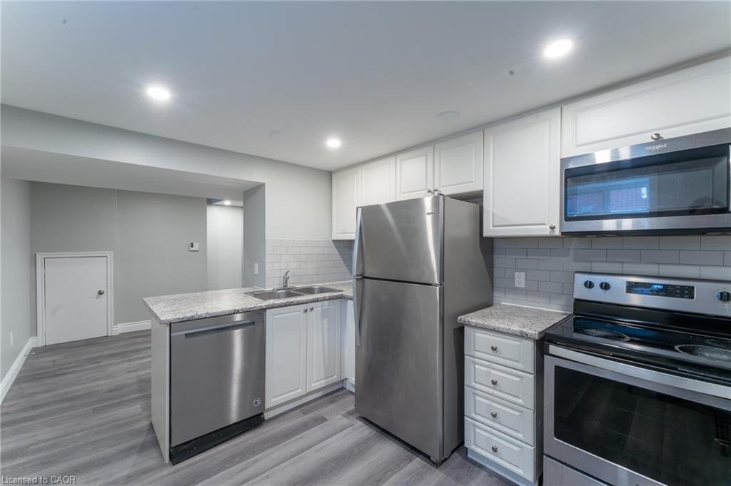 Lower-244 Upper Paradise Road, Hamilton, ON, L9C 5C2 - 2