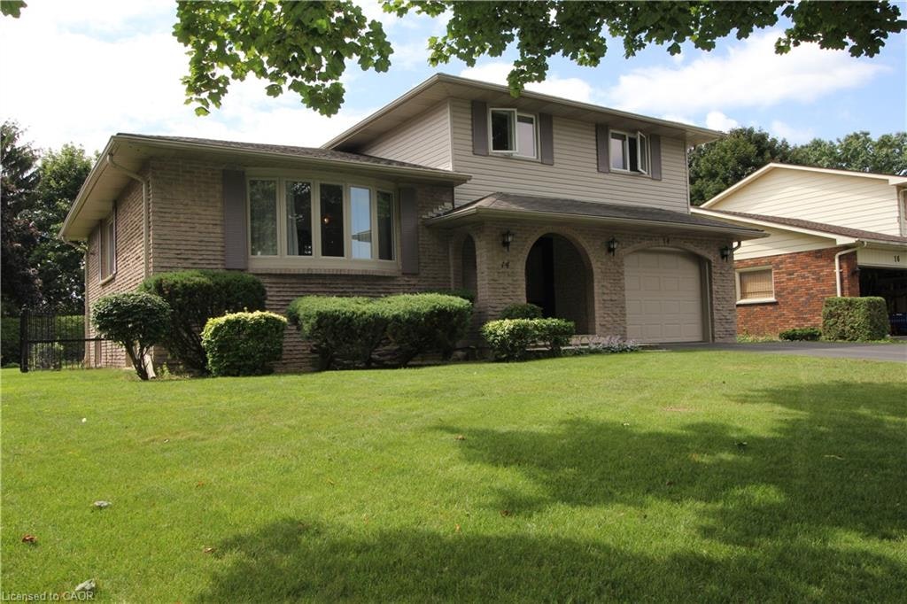 14 Berkley Crescent, Norfolk County, ON, N3Y 4T4