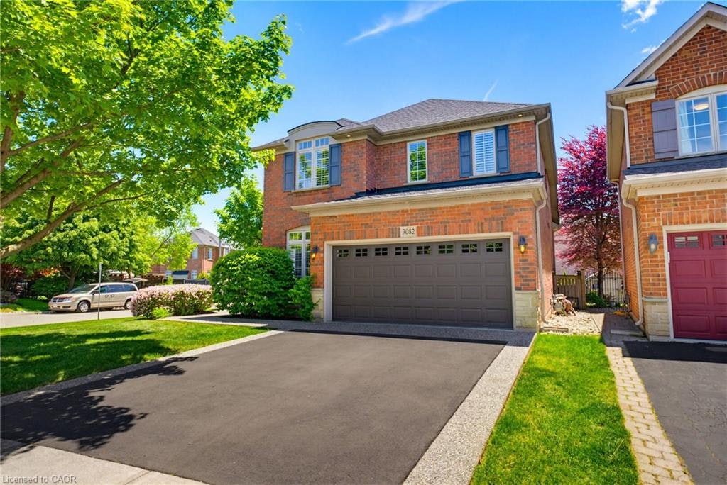 3082 Ingleton Lane, Oakville, ON, L6M 5E2