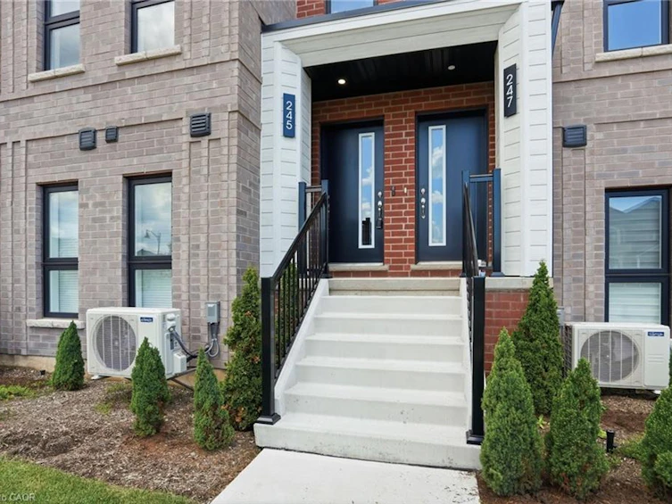 245 Burke Street, Hamilton, ON, L8B 2A9 - 2