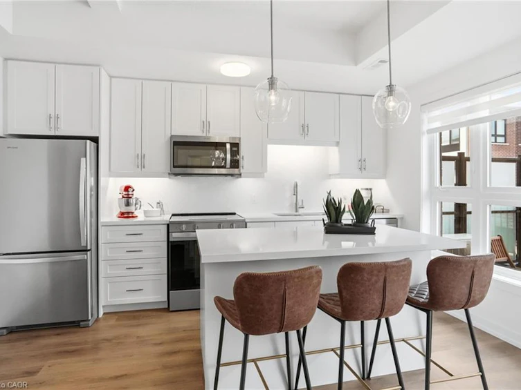 245 Burke Street, Hamilton, ON, L8B 2A9 - 8