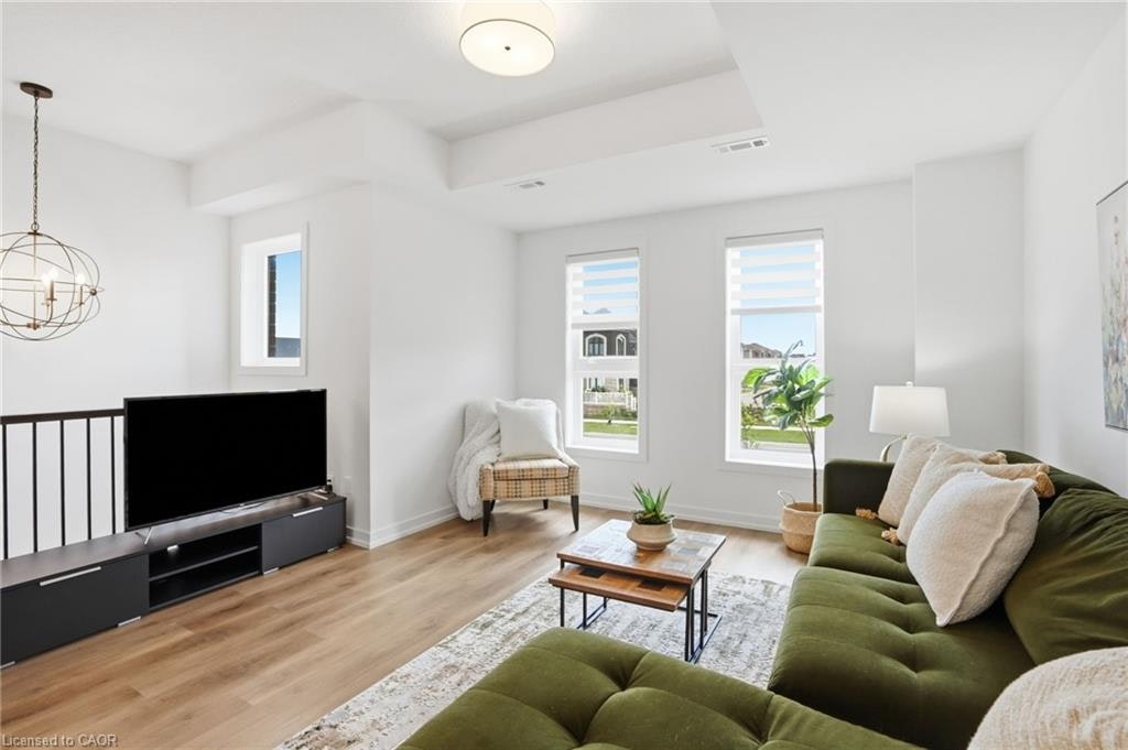 245 Burke Street - 5