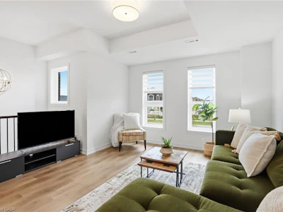 245 Burke Street - 5