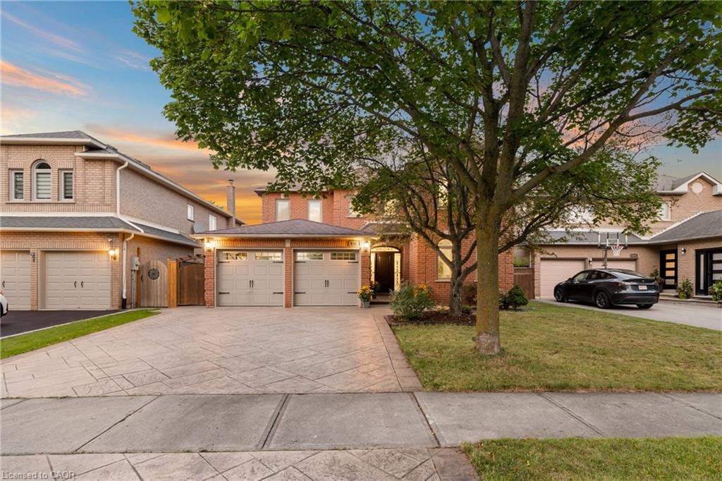 435 March Crescent, Oakville, ON, L6H 5X7