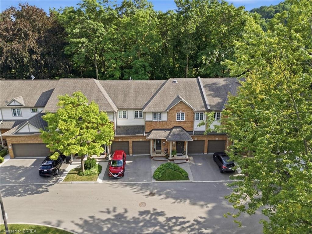 6-120 Beddoe Drive, Hamilton, ON, L8P 4Z4