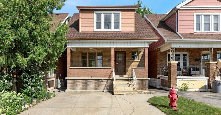 58 Belmont Avenue, Hamilton, ON, L8L 7M1 - 2