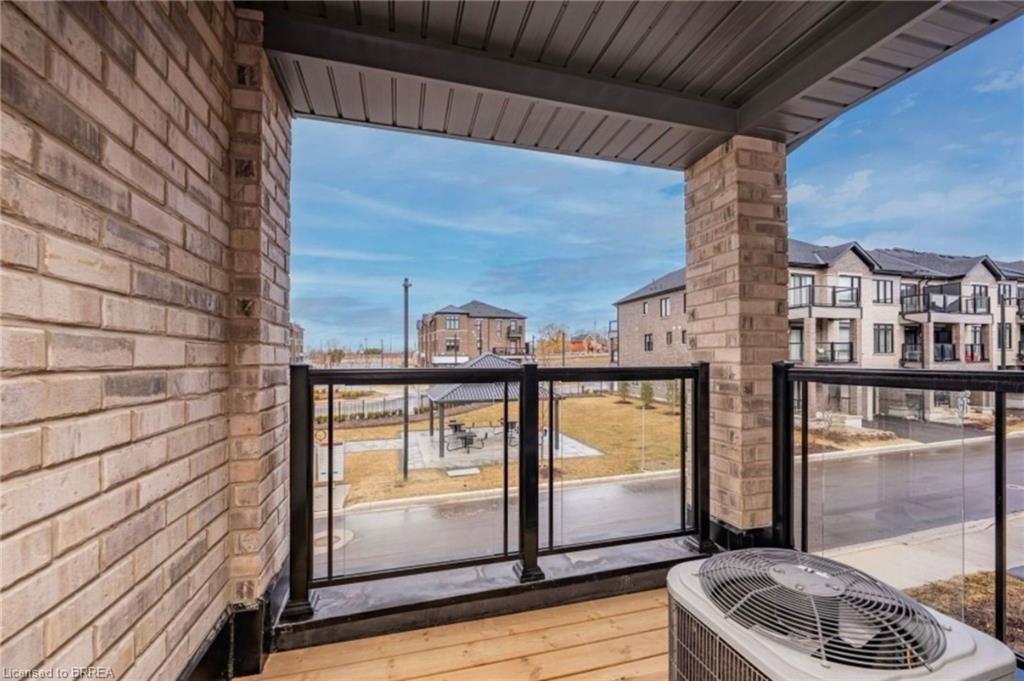 810-585 Colborne Street E, Brantford, ON, N3S 0K4 - 10