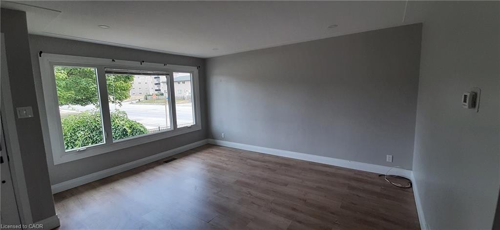 UPPER-199 Jansen Avenue, Kitchener, ON, N2A 2L8 - 6